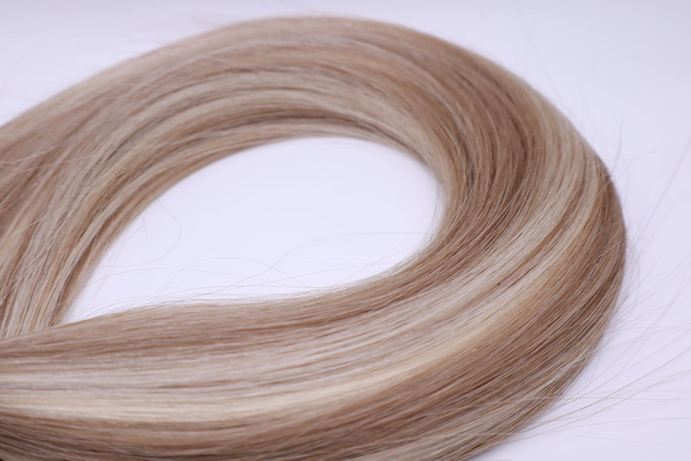 Fleur 22" Hand-tied Weft