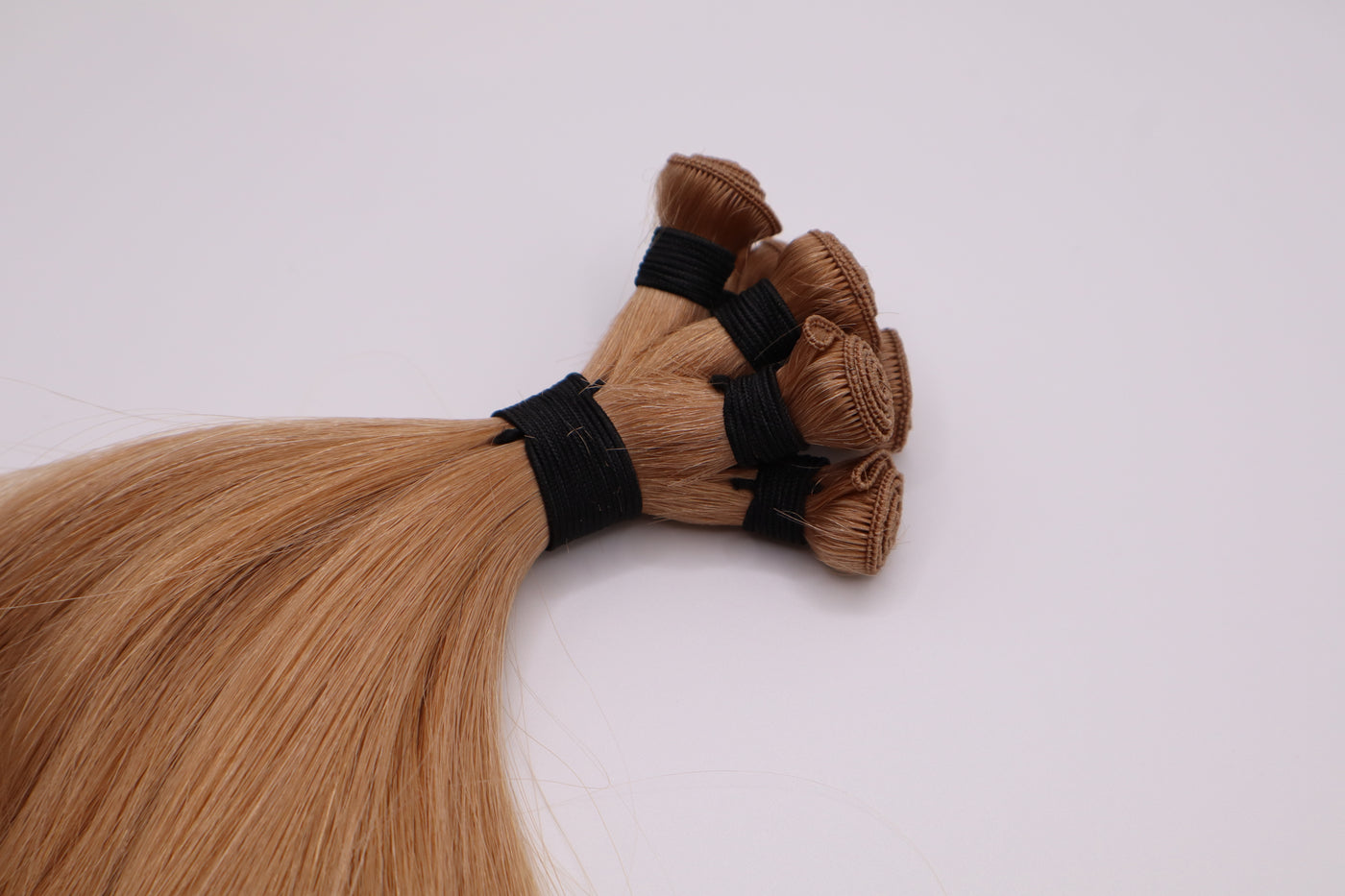 Phoenix 22" Hand-tied Weft